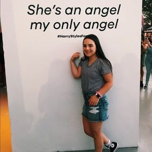 High-waisted jean skirt!